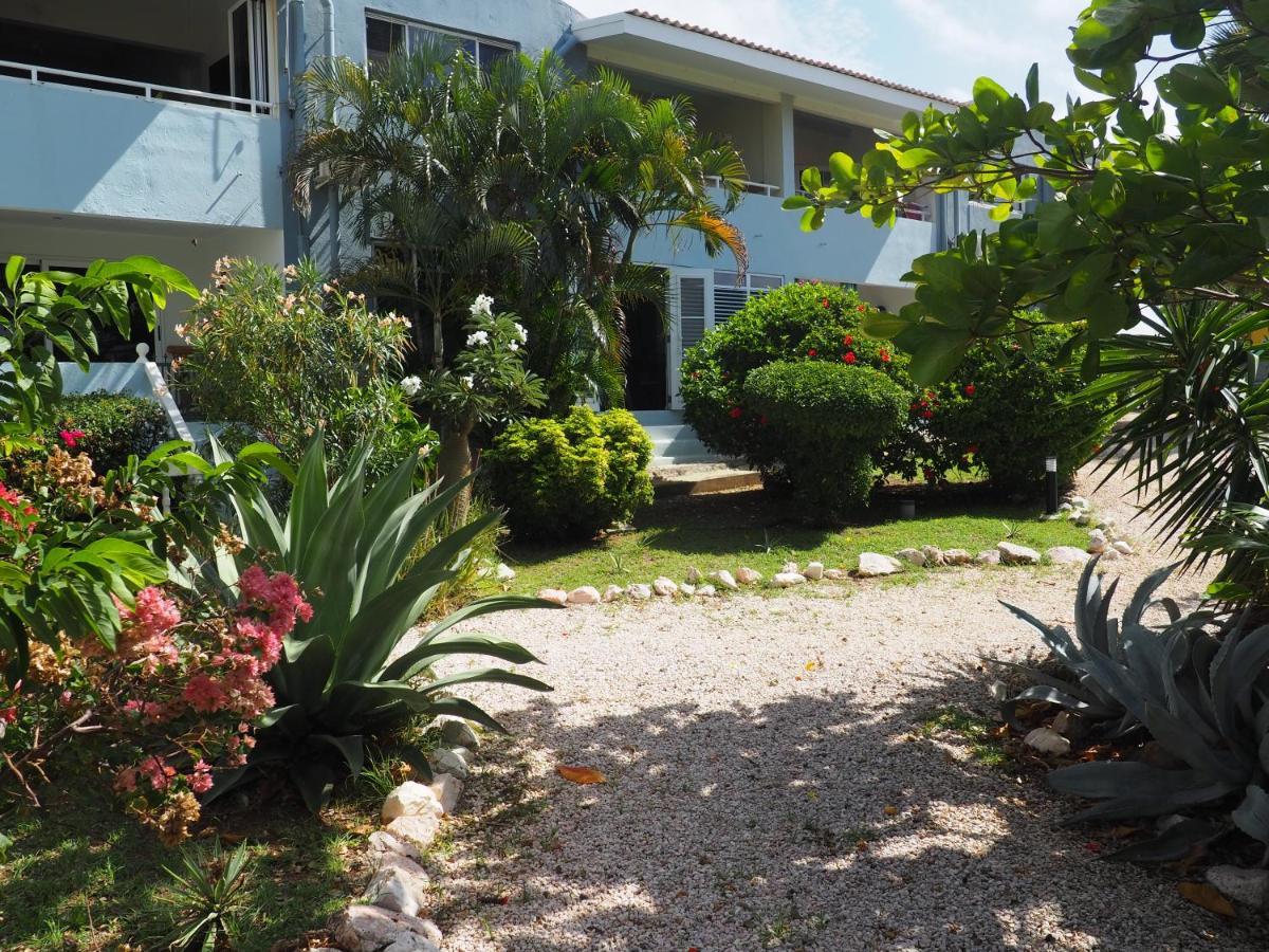 Kas Di Bami A-186 Op Seru Coral Resort - Ruim Appartement Met Groot Zwembad En Tropische Tuin Willemstad Kültér fotó